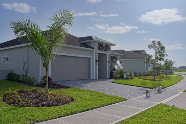 Best Driveway Paving Contractor  in Mount Morris, MI